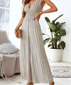 CUPSHE Germaine V-neck Sleeveless Smocking Jumpsuit Accs & Clothing