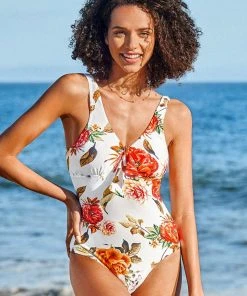 CUPSHE One Pieces Romantic White Floral One-Piece Swimsuit