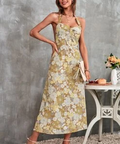 CUPSHE Miramar Floral Halter Neck Backless Dress