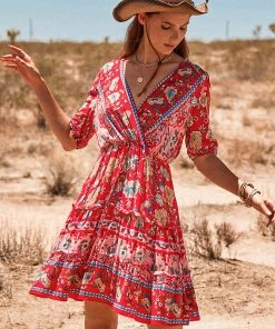 CUPSHE Jaycee V-neck Short Sleeve Paisley A-shape Dress