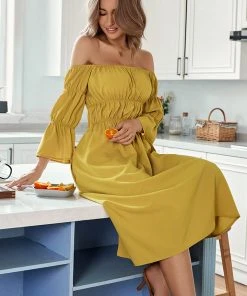 CUPSHE Elva Off-shoulder Ruffle A-Shape Dress Dresses