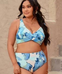 CUPSHE Wild Ronarce Adjustable Straps Tummy Control Plus Size Bikini Set