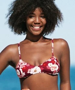 CUPSHE Paige Floral Bikini Top Bikinis