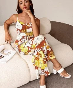 CUPSHE Serenity Floral Elastic Waist Criss Cross Jumpsuit Accs & Clothing