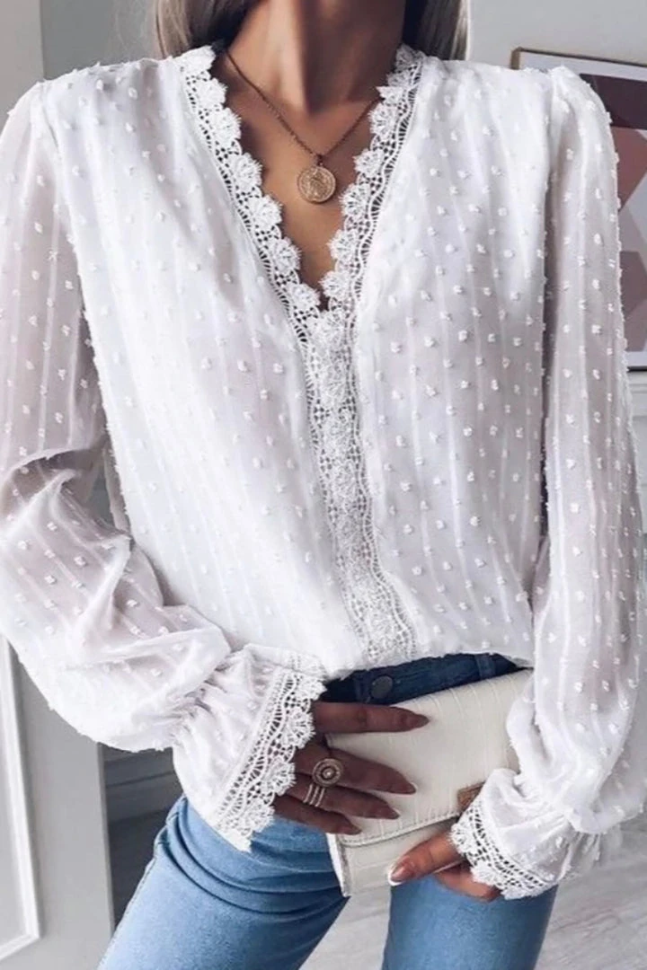 CUPSHE Lace Trims Bubble Sleeve V-neck Top