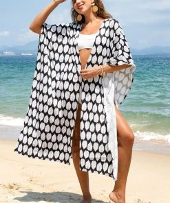 CUPSHE Julissa Black And White Leafy Kaftan Cover Up