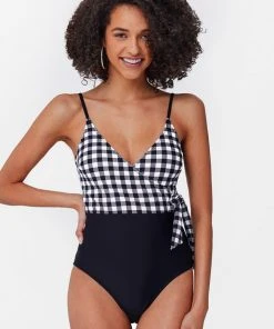 CUPSHE One Pieces Izzy Gingham One Piece Swimsuit