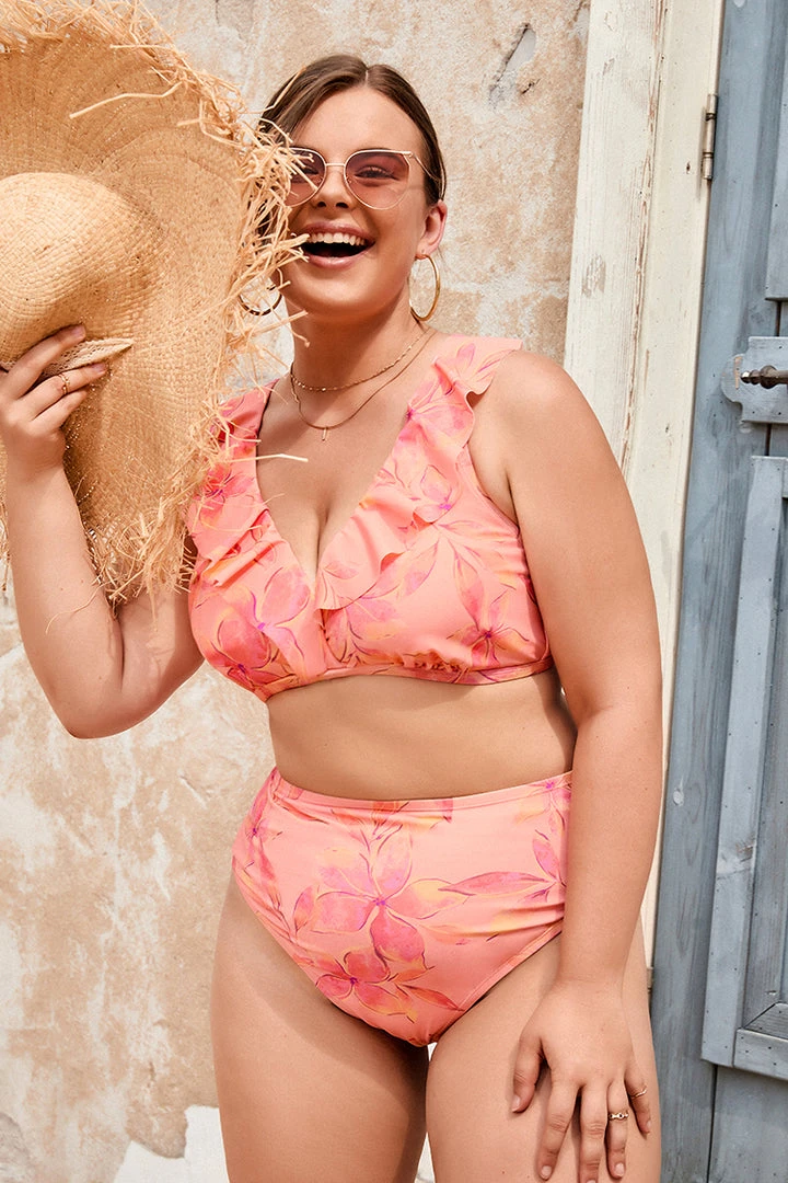 CUPSHE Luminescent Ruffled Surplice Bralette And High Waist Plus Size Bikini Set