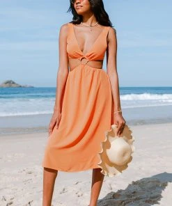 CUPSHE Penelope V-neck O-ring Back Tie Ruched Dress Dresses