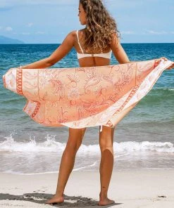 CUPSHE Keepsake Paisley Beach Blanket