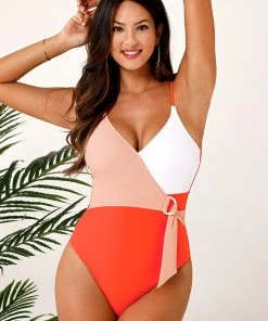 CUPSHE Cute Colorblock Wrap Crisscross One Piece Swimsuit