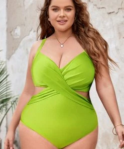 CUPSHE Palm Beach Twisted Back Hook Plus Size One Piece Swimsuit