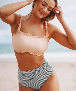 CUPSHE Ruffle Bandeau Bikini With High Waisted Bottom