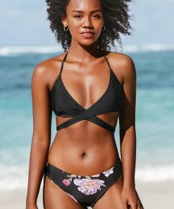 CUPSHE Colette Halter Wrap Low Waist Bikini Bikinis