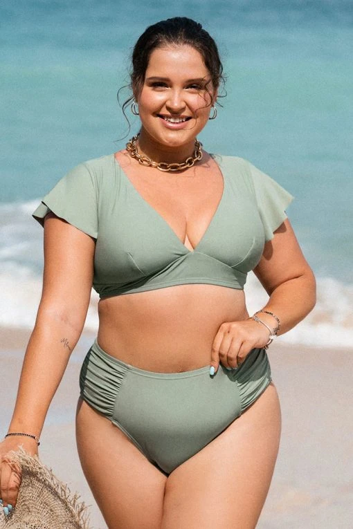CUPSHE The Waves V Neck Top & Ruched High Waist Plus Size Bikini Set