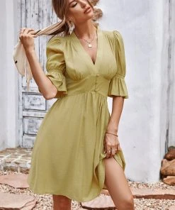 CUPSHE Dresses Cable Beach V-neck Bubble Sleeve Smocking A-Shape Dress