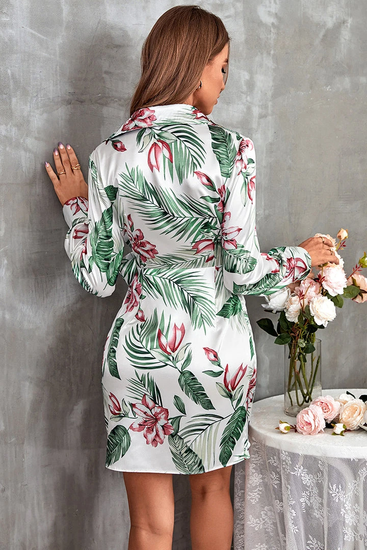 CUPSHE Ariah V-neck Tie Waist Pull Over Sheath Dress Dresses