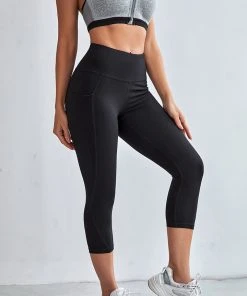 CUPSHE Irina Black Capris Leggings
