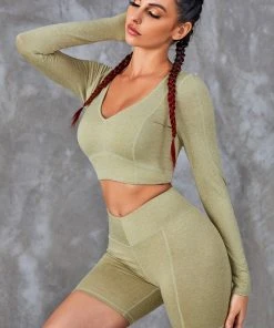 CUPSHE Accs & Clothing Rose Garden V-neck Crop Top And Shorts Set