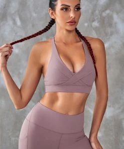 CUPSHE Gael Twist Tank Sports Bra Accs & Clothing