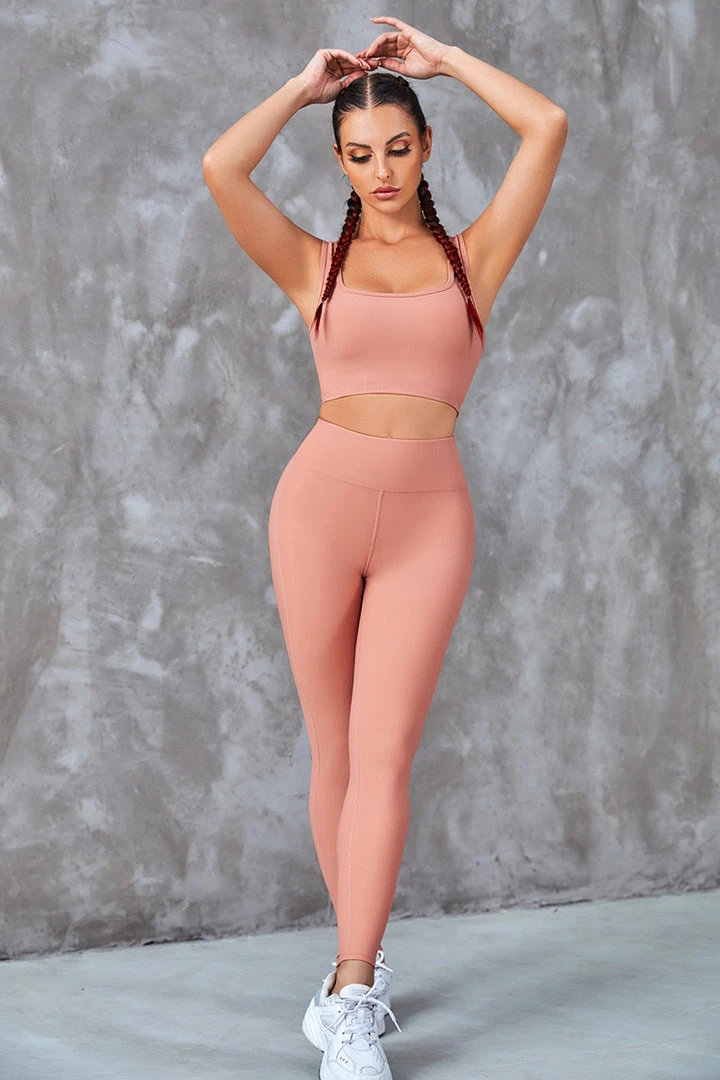 CUPSHE Nova U-neck High Waist Matching Set
