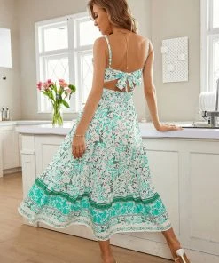 CUPSHE Retro Pull Over Thin Straps Tie A-Shape Dress Dresses