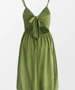 CUPSHE Haylee Twist Cutout Dress Dresses