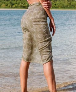 CUPSHE Scalloped 3 Piece Swimsuit Sarong Set