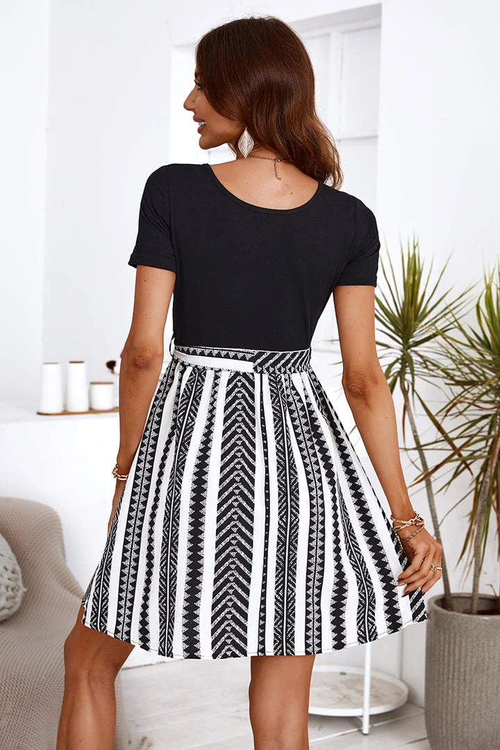 CUPSHE Dresses Amaris Square Neck Belted A-shape Dress