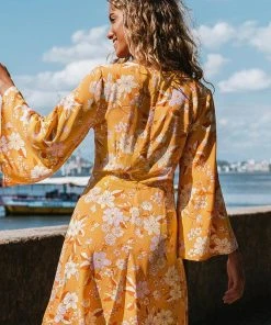 CUPSHE Keara Fitted Waisted Bunny Tie Cut Out A-Shape Dress