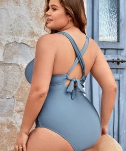 CUPSHE Wild Romance Shirred Halter Plus Size One Piece Swimsuit