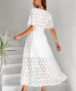 CUPSHE Dresses Astrid White V-neck Short Sleeve Dress