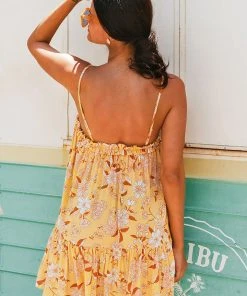 CUPSHE Jacklyn Loose Waisted Adjustable Straps Slip Dress