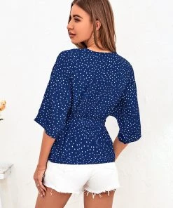 CUPSHE Chrystal V-neck Polka Dot Tie Top