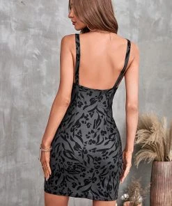 CUPSHE Charity Elastic Waist Cut Out Short Bodycon Dress Dresses