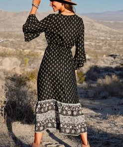 CUPSHE Dresses Palmer V-neck Dolman Sleeve Maxi Dress