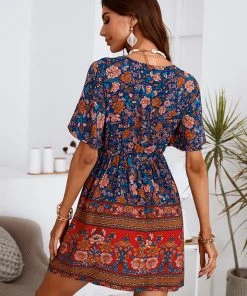 CUPSHE Kora Short Sleeve V-neck Short Length Dress Dresses