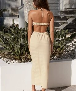 CUPSHE Eleanor O-ring Backless Maxi Bodycon Dress
