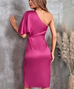 CUPSHE Zyanya Cold-Shoulder Sleeve Ruching Dress