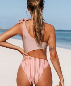 CUPSHE Madelynn One Shoulder Cutout One Piece Swimsuit One Pieces