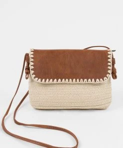CUPSHE Bova Braided Solid Shoulder Bag