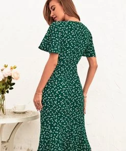 CUPSHE Aubree Short Sleeve Mid Length Lace Up Green Dress