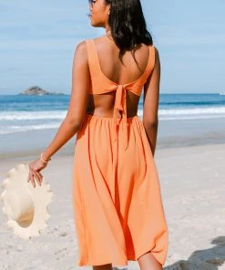 CUPSHE Penelope V-neck O-ring Back Tie Ruched Dress Dresses