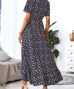 CUPSHE Ariyah V-neck Short Sleeve Ruffle Maxi A-shape Dress Dresses