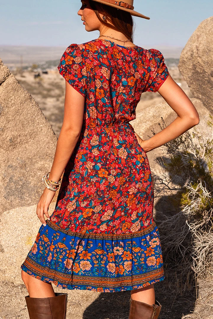 CUPSHE Jaycee V-neck Bubble Sleeve A-shape Dress