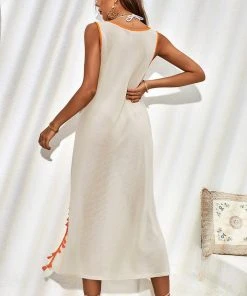 CUPSHE Gigi Scoop Fixed Straps Fringe Cover Up