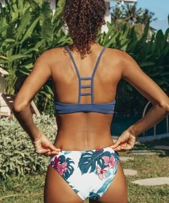 CUPSHE Navy And Floral Strappy Bikini Set