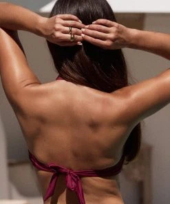 CUPSHE Swimwear BOGO 40% OFF Keep It Cool Molded Twist Bandeau Bikini Top