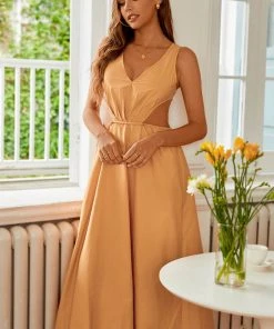 CUPSHE Dresses Edie Cut Out Elastic Waist A-Shape Dress