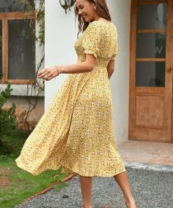 CUPSHE Dresses Ginger V-Neck Elastic Waist A-Shape Dress